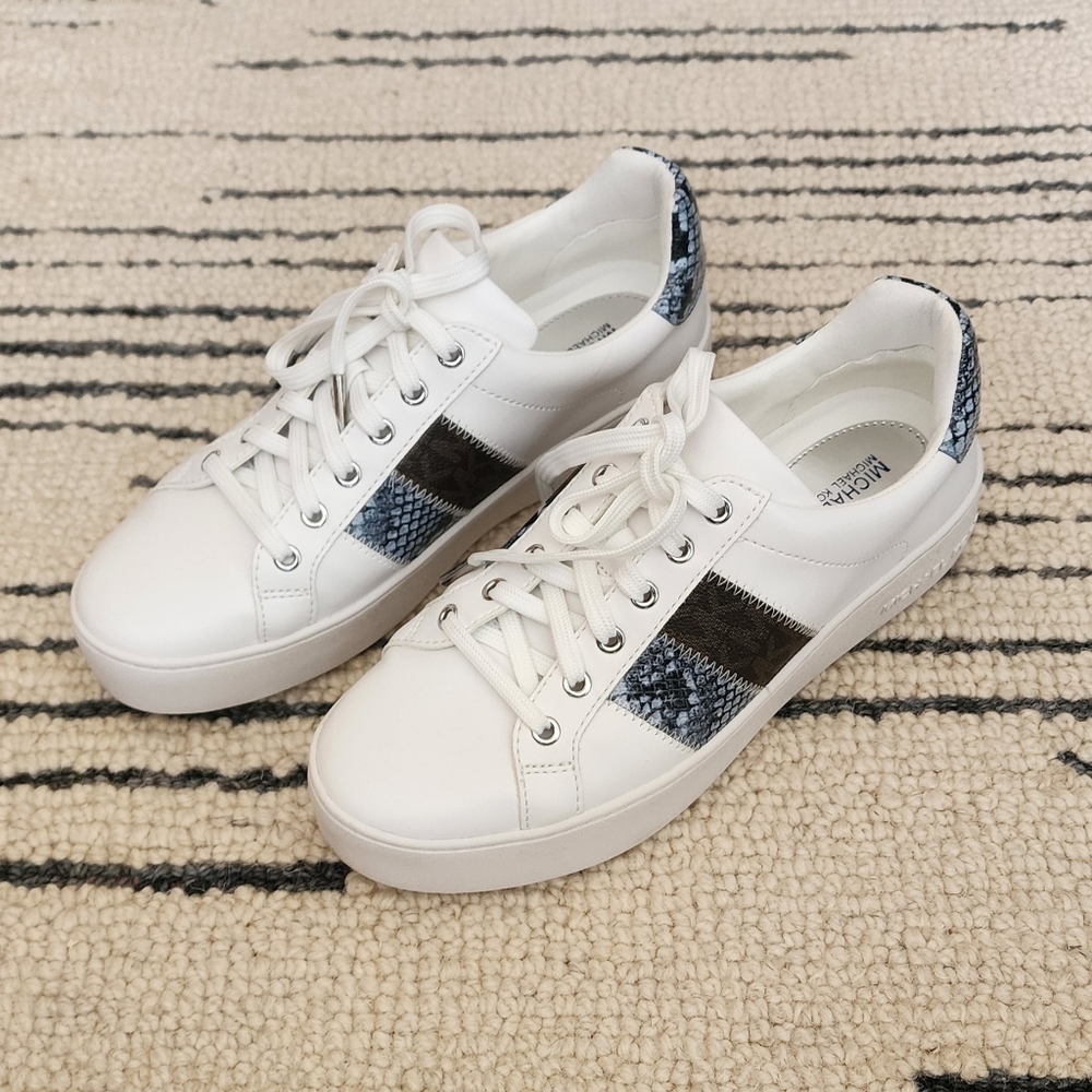 Michael Kors leather poppy sneakers ocean mist sz 7.5